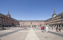 Madrid Highlights and Skip the Line Royal Palace Guided Tour