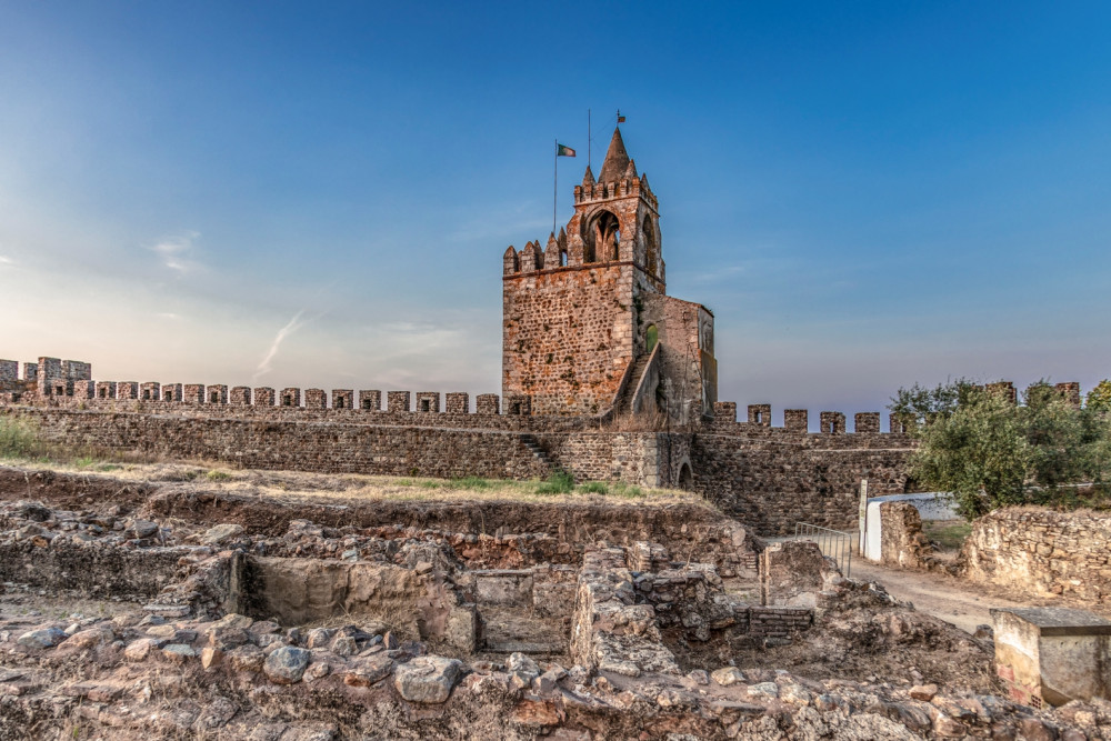 Lisboa: 1 Day Tour in Alentejo (Évora and Montemor)