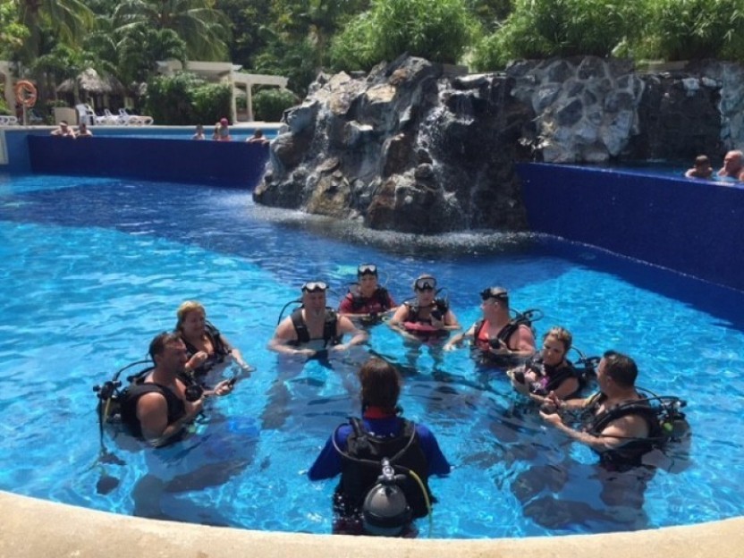PADI Discover Scuba Diving from Guanacaste