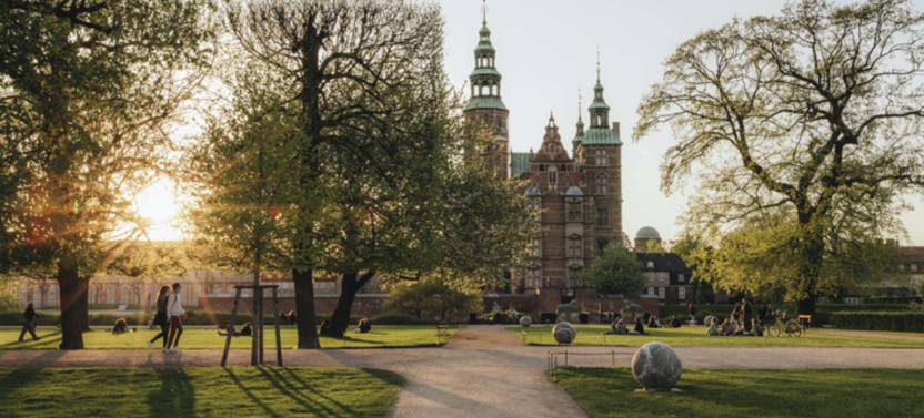 Expert-Led Copenhagen Royal Palaces Tour