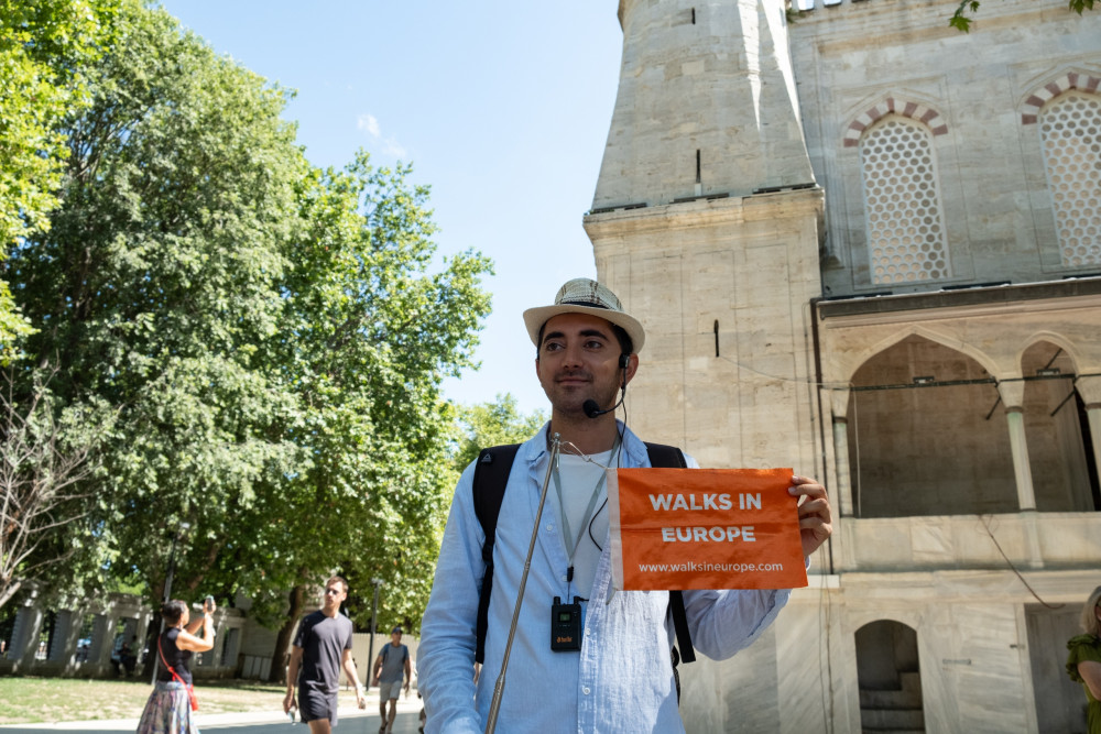 Istanbul: Blue Mosque and Hagia Sophia Guided Tour with Tickets