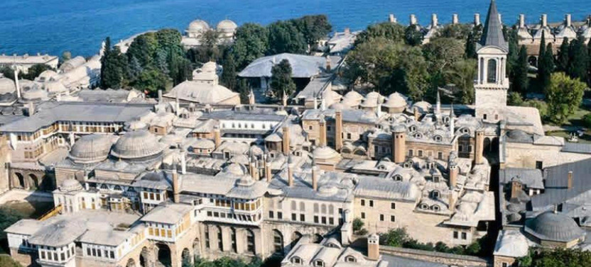 Istanbul: Topkapi Palace, Basilica Cistern and Hagia Sophia Tour