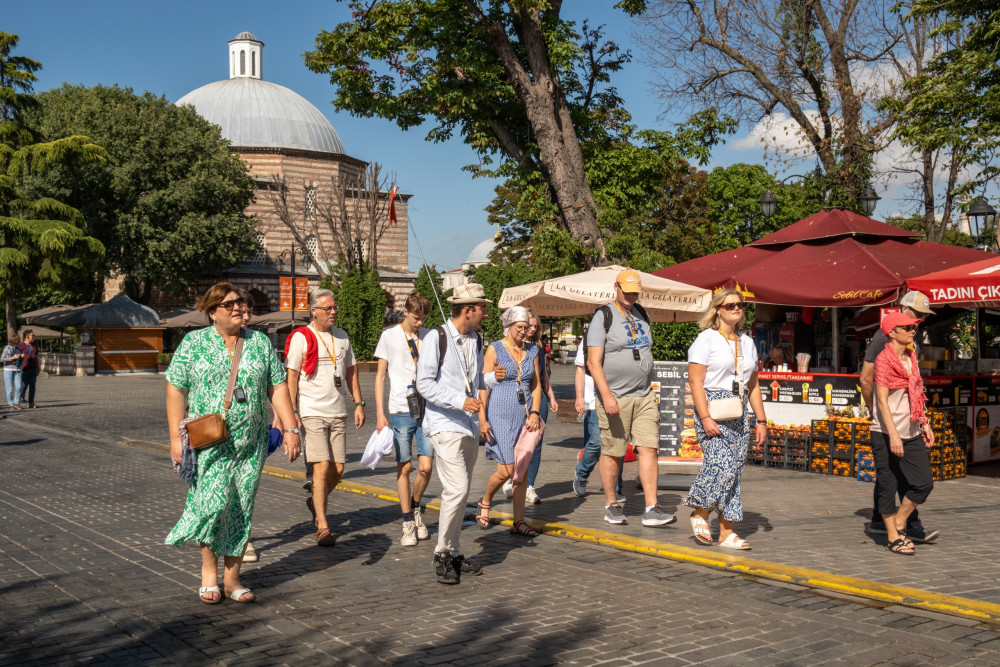 Istanbul: Topkapi Palace, Basilica Cistern and Hagia Sophia Tour