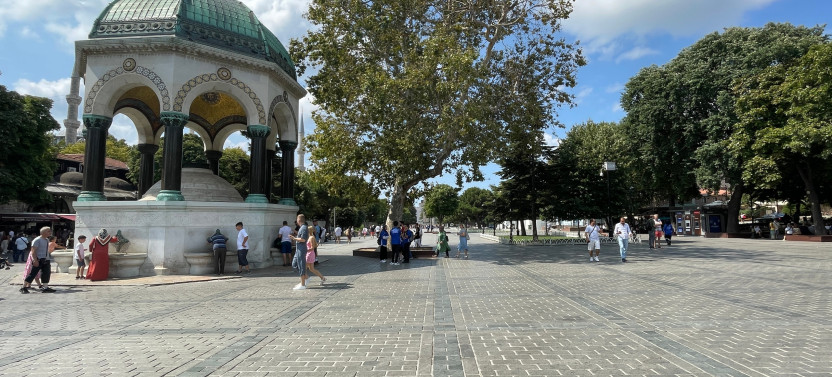 Istanbul: Hagia Sophia and Basilica Cistern Guided Tour with Tickets