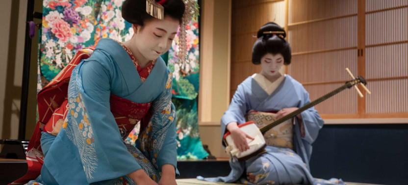 Expert Led Exclusive Private Tea Ceremony with a Geisha