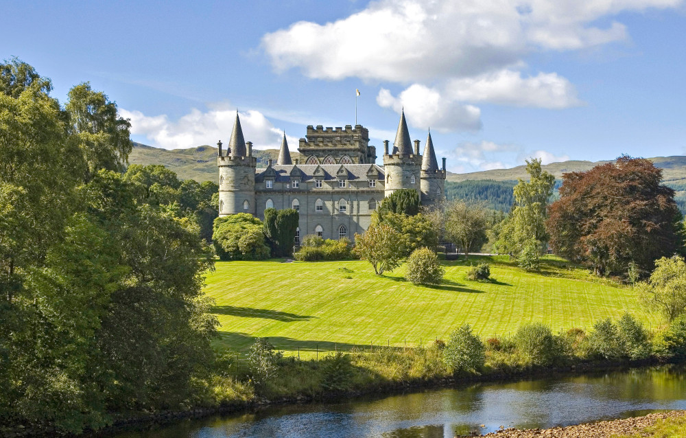 Castles, West Highlands & Loch Lomond w/ Doune Castle Entry from Edinburgh