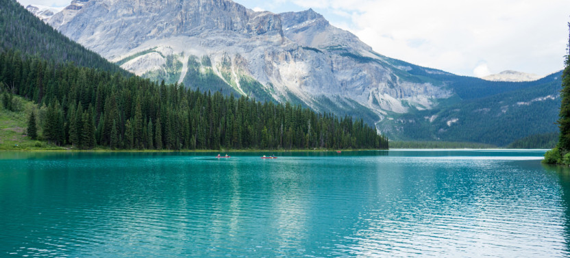 4-Day Canadian Rockies Summer Classic Tour with Glacier & Wine Tasting