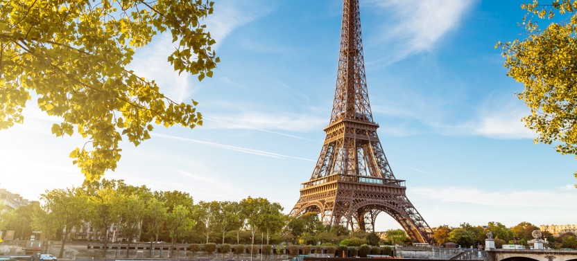 Luxury Paris Day Trip w/ Bateaux Parisiens Lunch Cruise