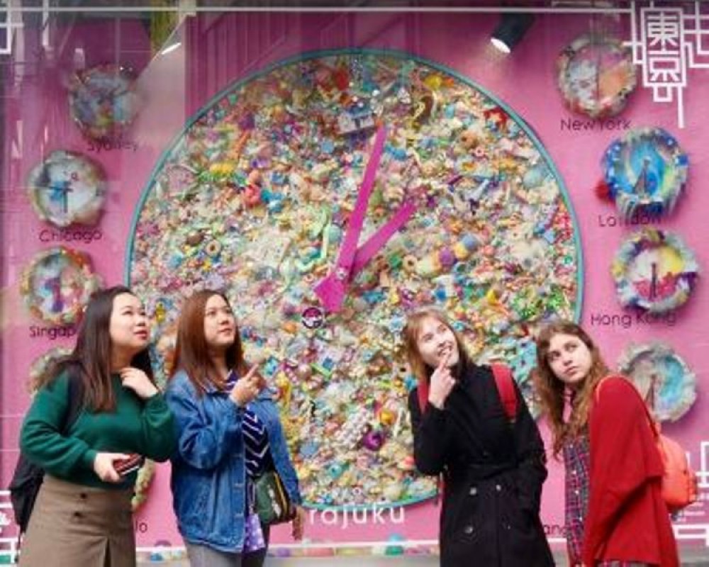 Harajuku Small Group Fashion & Pop Culture Tour