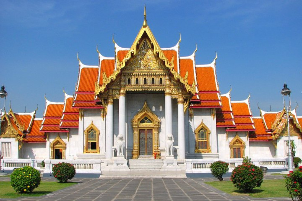 Sacred Temples of Bangkok: Half-Day Cultural Journey