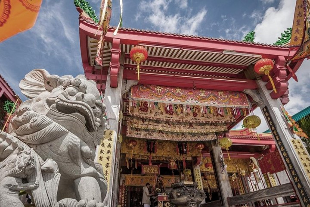 Hidden Side of Phuket: Half-Day Walk and Hilltop Dinner
