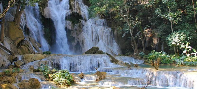 A Relaxing Day At The Kuang Si Falls