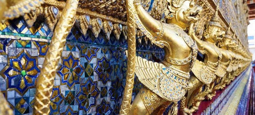 Grand Palace Glory: Half-Day Royal Tour in Bangkok