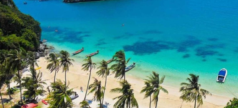 Amazing Ang Thong Marine Park Day Trip by Boat from Koh Samui