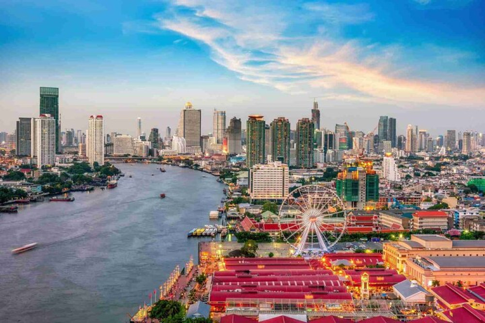 Half-Day Bangkok Cultural Tour and Sunset Dinner Cruise