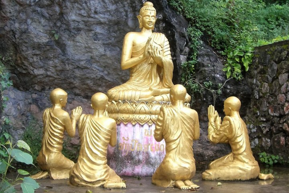 An Unforgettable Journey Through Luang Prabang with Lunch