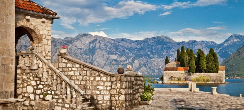 2h Private Tour with Speed Boat - Perast and Lady of the Rock