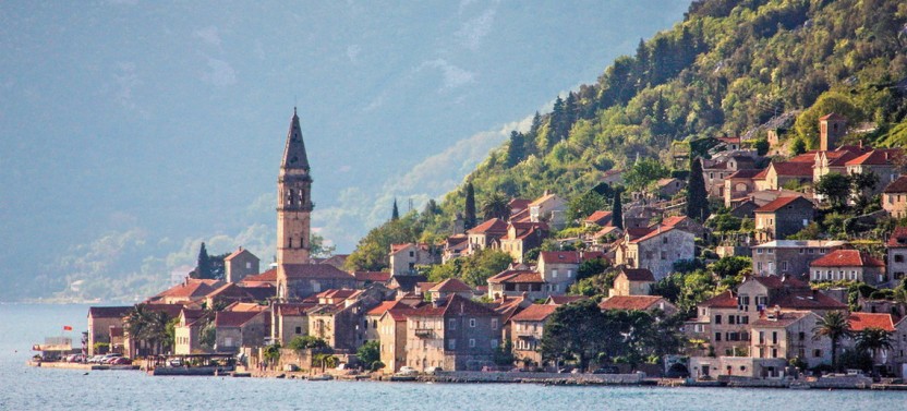 2h Private Tour with Speed Boat - Perast and Lady of the Rock