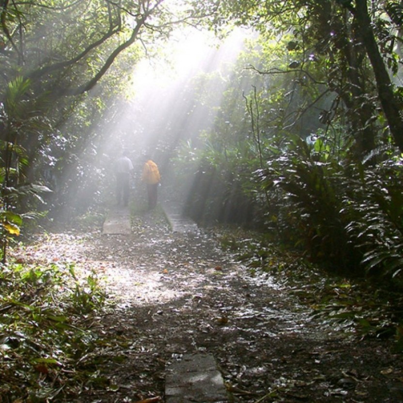 El Crater Trail Tour