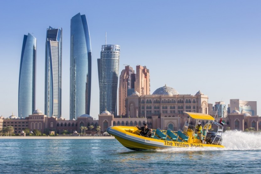Emirates Palace, Corniche & Lulu Island