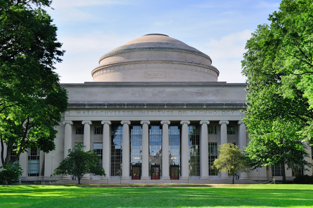 Illustrious Schools: Group Tour of MIT & Harvard