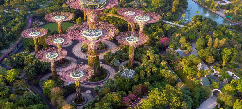 Singapore: Entry Ticket to Gardens by the Bay and Jurassic World