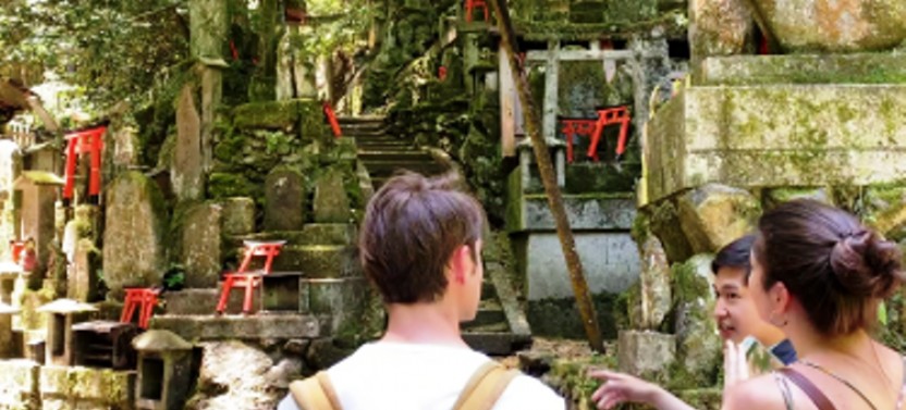 Fushimi Inari Small Group Hidden Hiking Tour