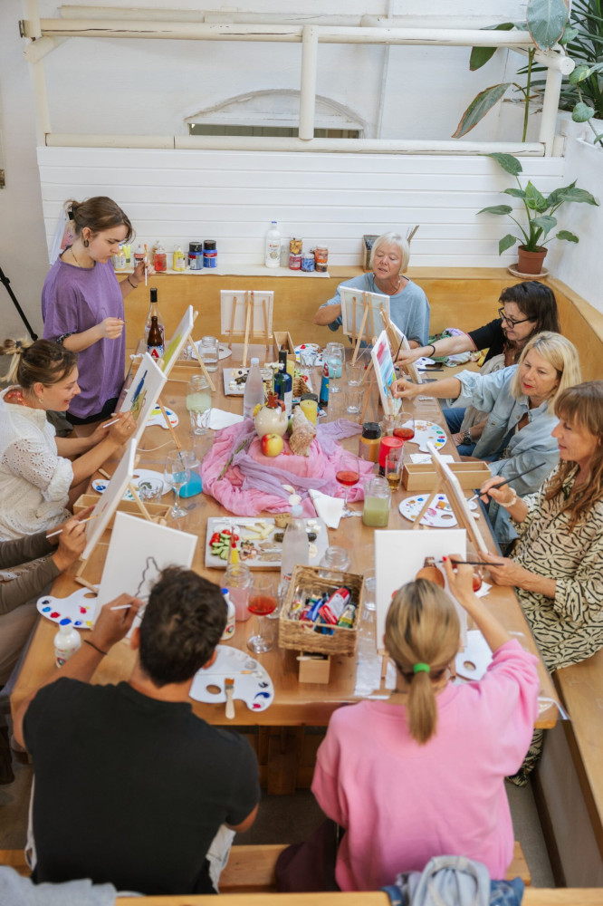 Santorini Senses: Island Tour and Art Experience