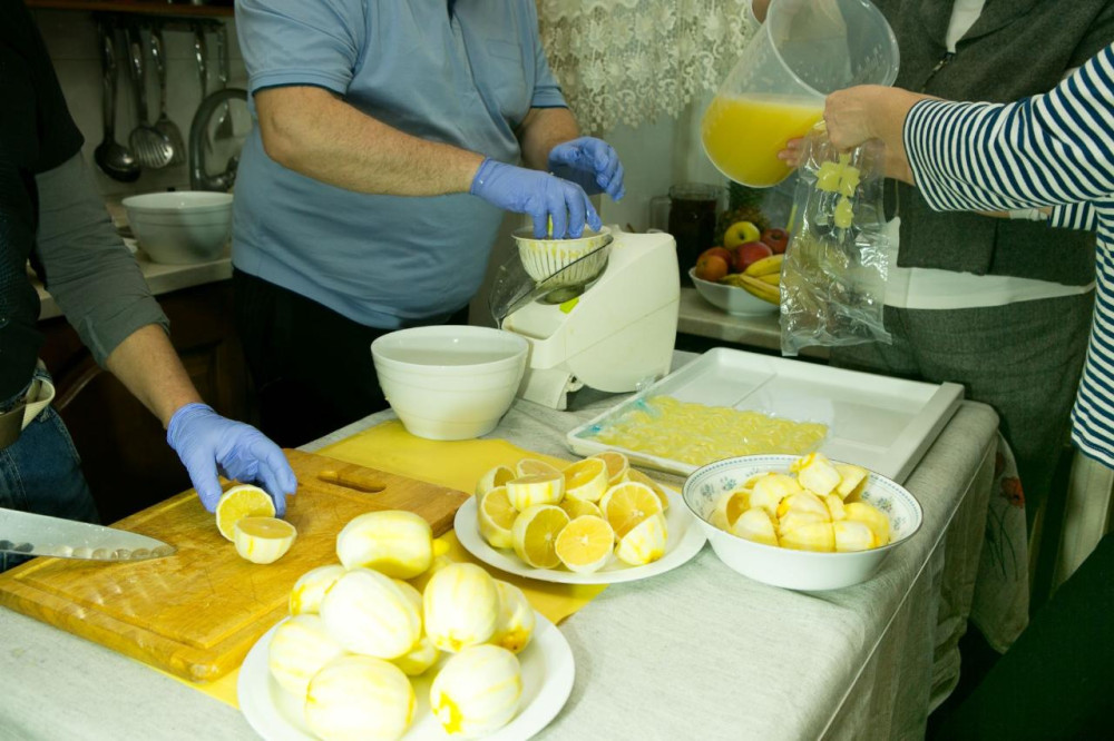 Amalfi Limoncello Experience with Instructor and Tasting