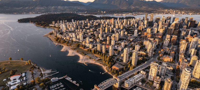 Vancouver City Highlights Tour with Stanley Park & Lookout Tower