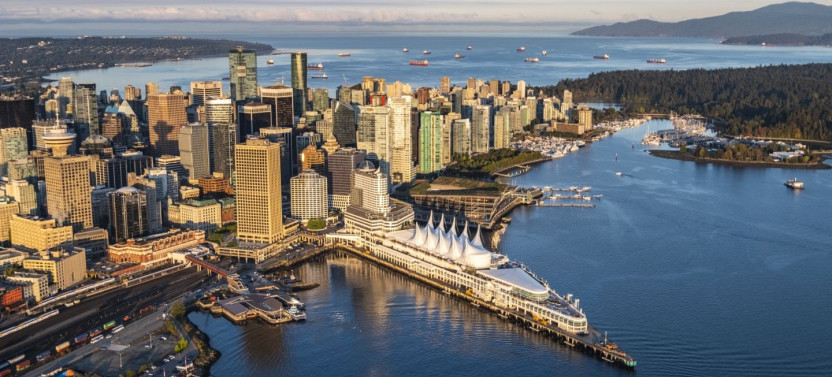 Vancouver City Highlights Tour with Stanley Park & Lookout Tower