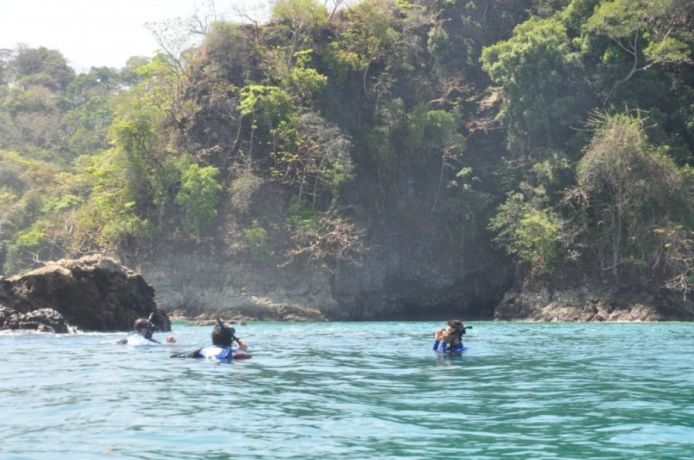 Ocean Kayaking & Snorkeling Quepos Project Expedition