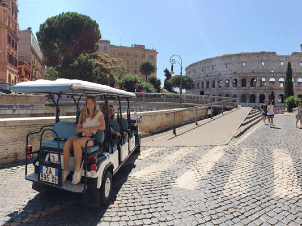 The Eternal City: Private Rome Golf Cart Tour Including Colosseum