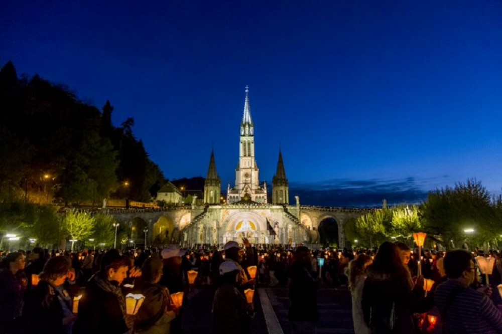 Lourdes Sanctuary and Castle Small Group Tour - San Sebastian | Project ...