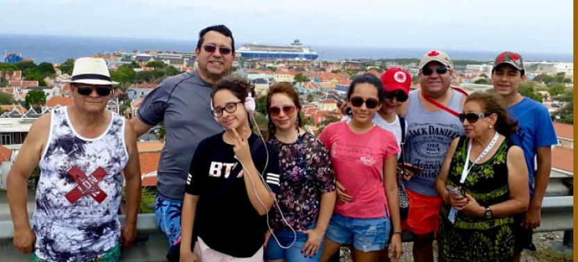 Curaçao Cityscape, Discover her Secret