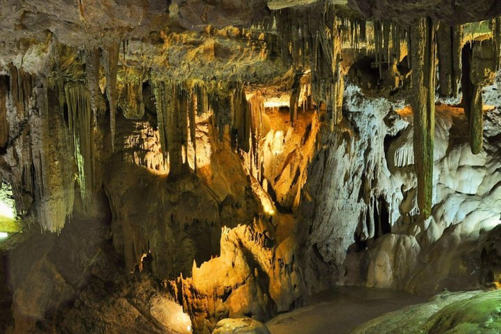 Green Grotto Caves Guided Tour and Dunn's River Falls