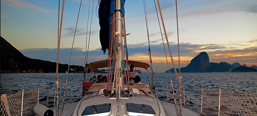3-hour Sunset Sailing Experience in Rio