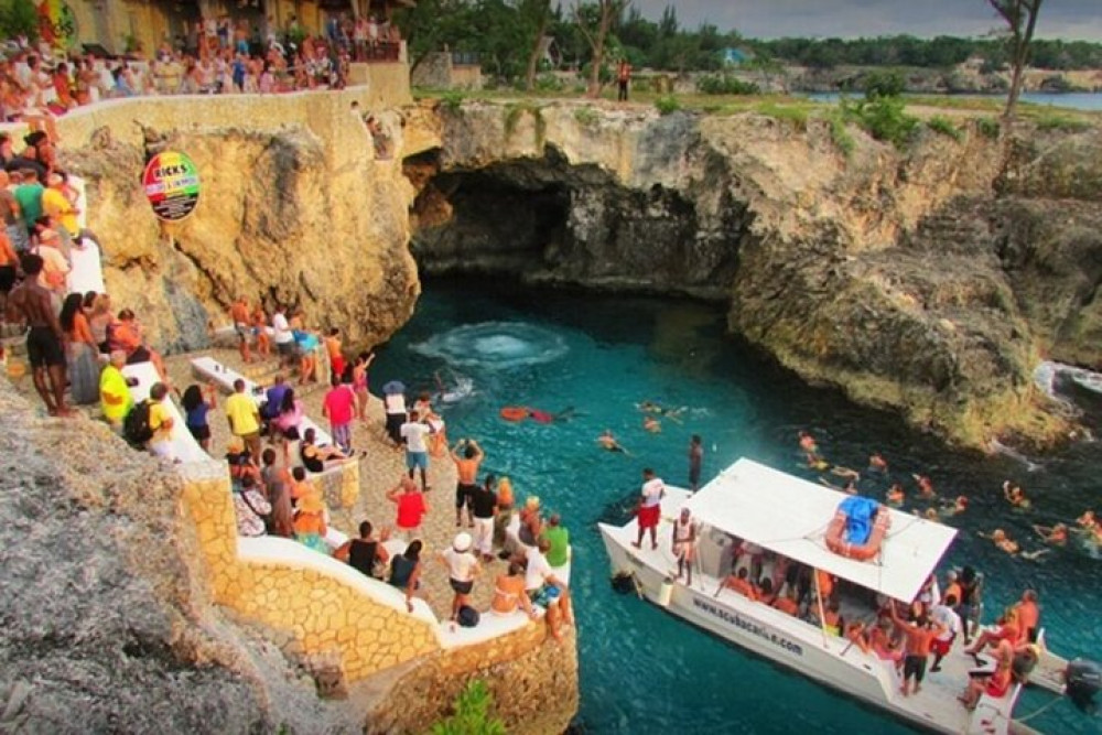 From Montego Bay: Rick's Cafe Sunset Tour