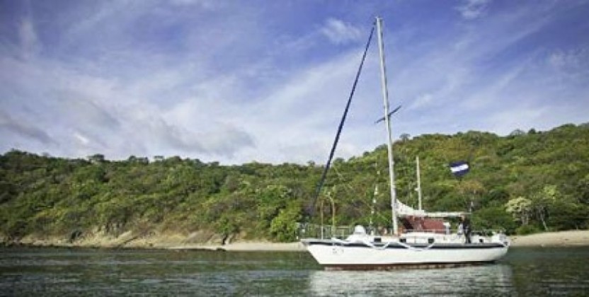 Sailing in San Juan Del Sur (Full Day Cruise)