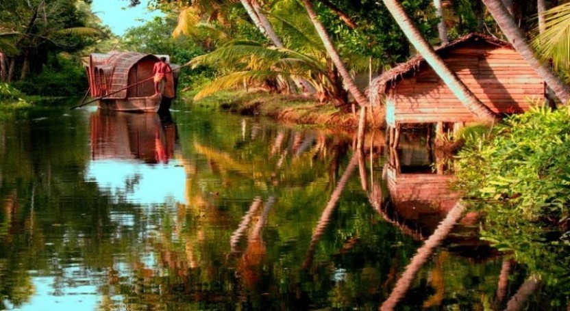 Private Kerala Houseboat Backwater, Day Tour in Alappuzha