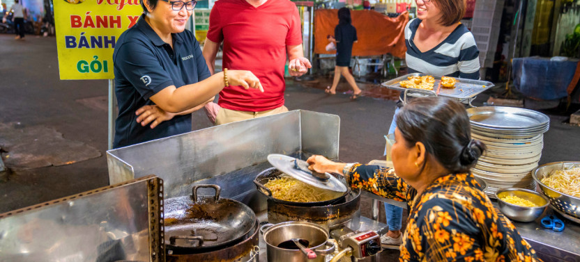 Saigon's Nightlife, Food Tastings and Local Craft Beer by Vespa