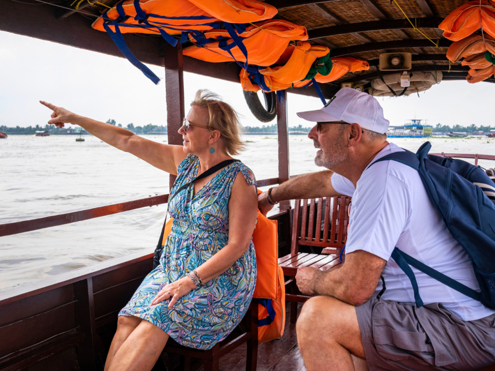 Ho Chi Minh: Mekong Delta Uniqueness and Floating Village Full Day Tour