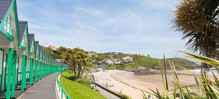 From Cardiff: Golden Gower Coast, Swansea & Mumbles Day Tour