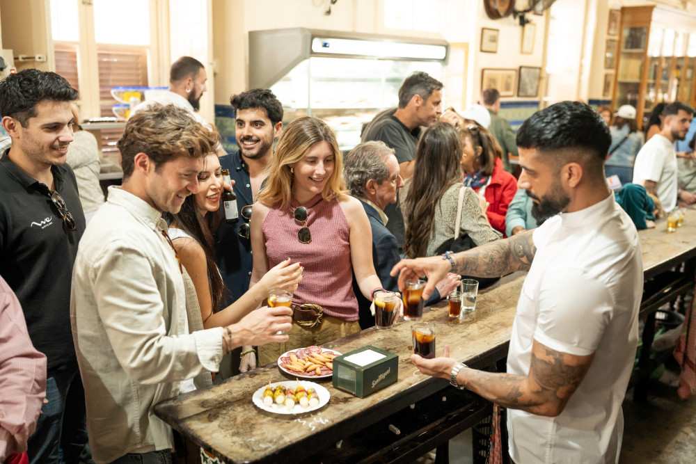 Sevilla Gastronomic Tour: Tapas, Wine & Rooftops, Premium Small Group Tour