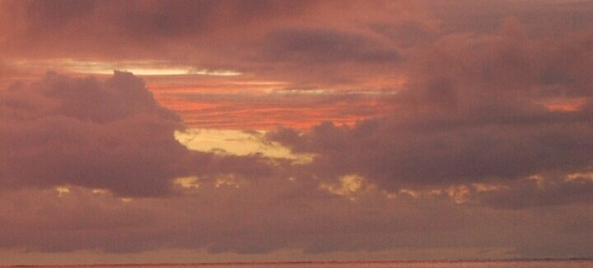 Private Sunset Sailing Excursion to the Lagoon of Tahiti