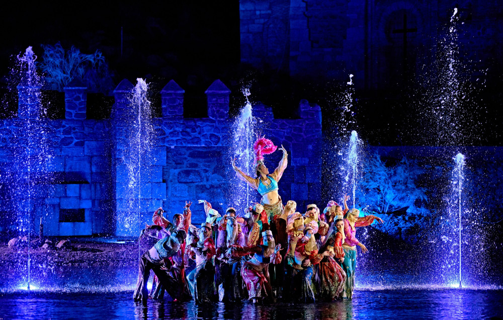 From Toledo: Puy du Fou + Sueño de Toledo
