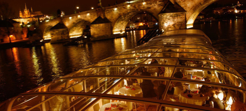 Glass Roof Cruise with Dinner