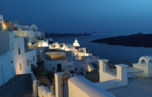 Santorini's Luxury Travel2