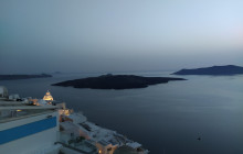 Santorini's Luxury Travel3