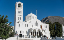 Santorini's Luxury Travel3